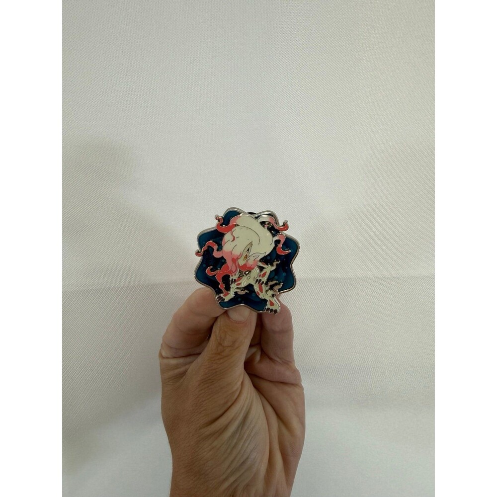 official Hisuian Zoroark VSTAR collector's enamel pin from 2022